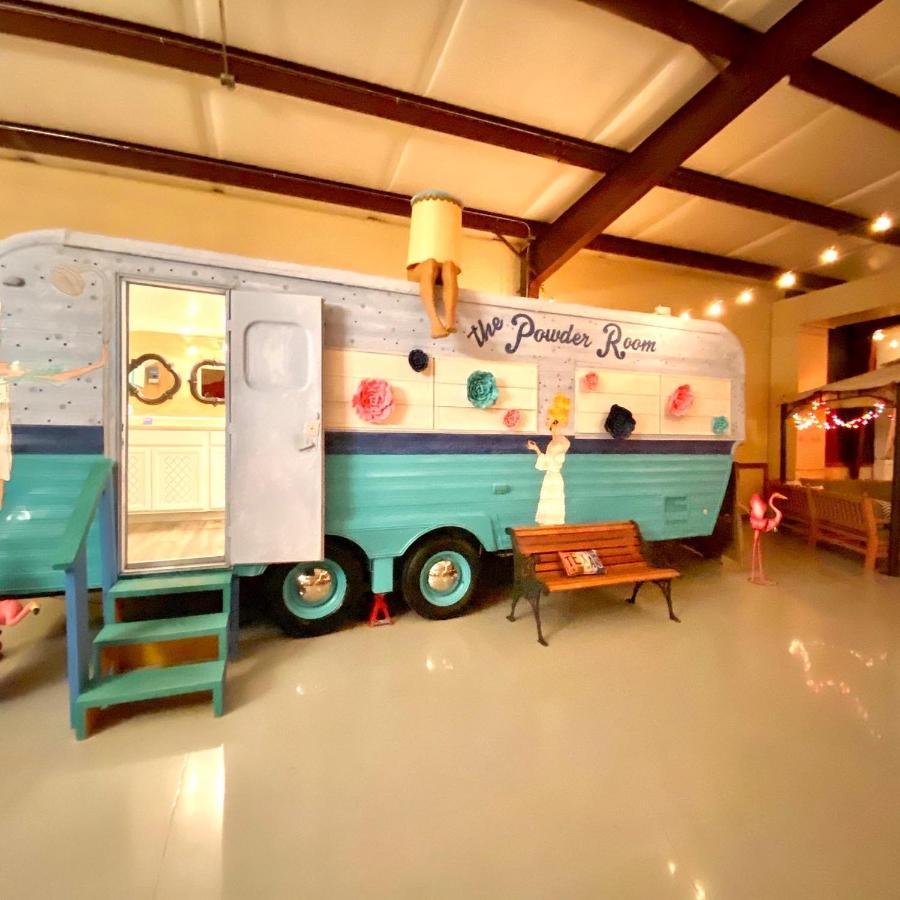 Lone Star Glamp Inn Warrenton Exterior foto
